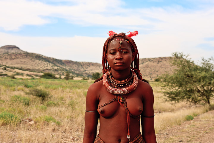 Himbas an der C43